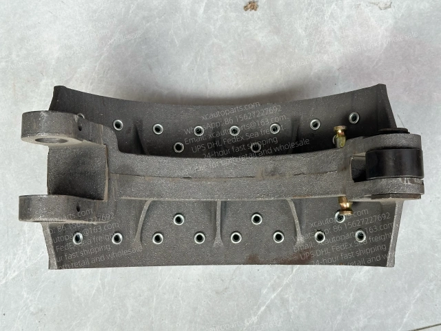HINO 700 PROFIA TRUCK BRAKE SHOE