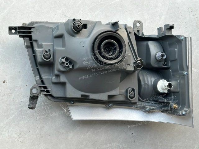 HINO 300 TRUCK HEADLAMP LH LEFT SIDE