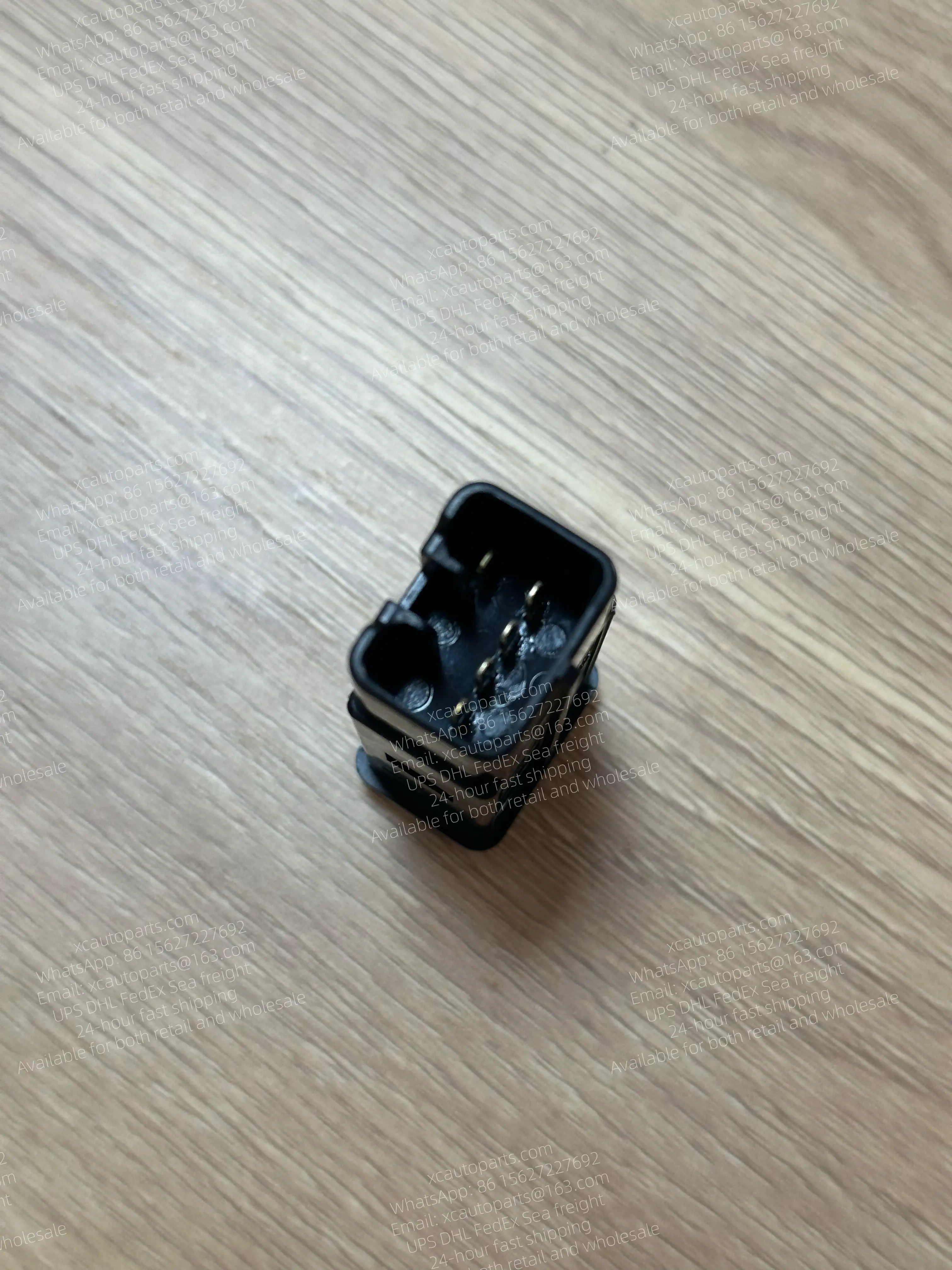 HINO 700 PROFIA TRUCK A/C SWITCH 954-5D18