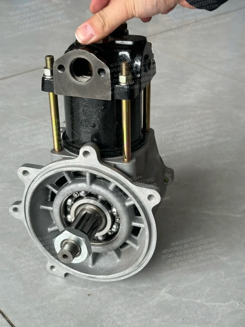 MITSUBISHI FUSO FV DIESEL TRUCK 8DC9 AIR COMPRESSOR ME091248