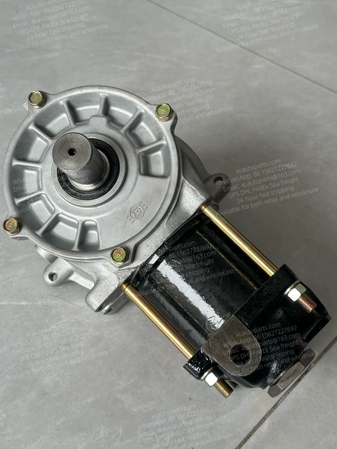 MITSUBISHI FUSO FV DIESEL TRUCK 8DC9 AIR COMPRESSOR ME091248