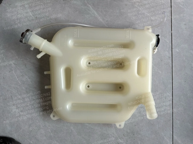 ISUZU GIGA TRUCK WATER TANK