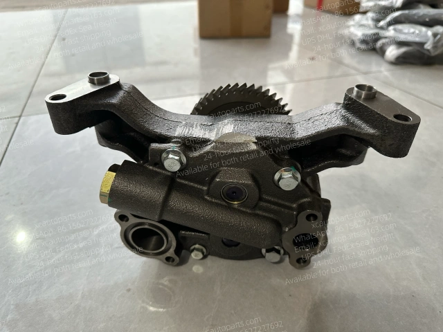 FIT HINO P11C ENGINE OIL PUMP