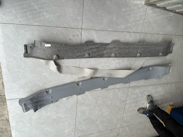 HINO 700 CAB REAR WALL TRIM PANEL 63392E0011 63392-E0011