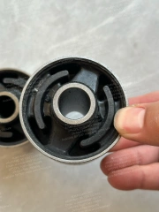 NISSAN DIESEL UD TRUCK QUON CD4 95167-00Z0E BUSHING