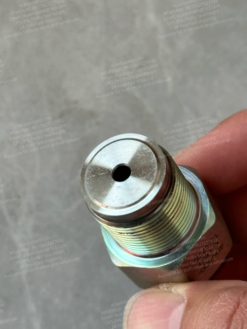 HINO 700 PROFIA TRUCK E13C ENGINE COMMON RAIL SENSOR 499000-6160