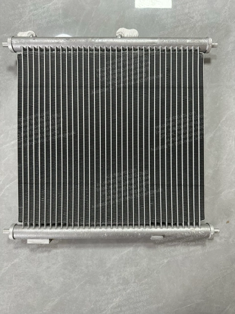 NISSAN UD QUON TRUCK AIR CONDITIONING CONDENSER