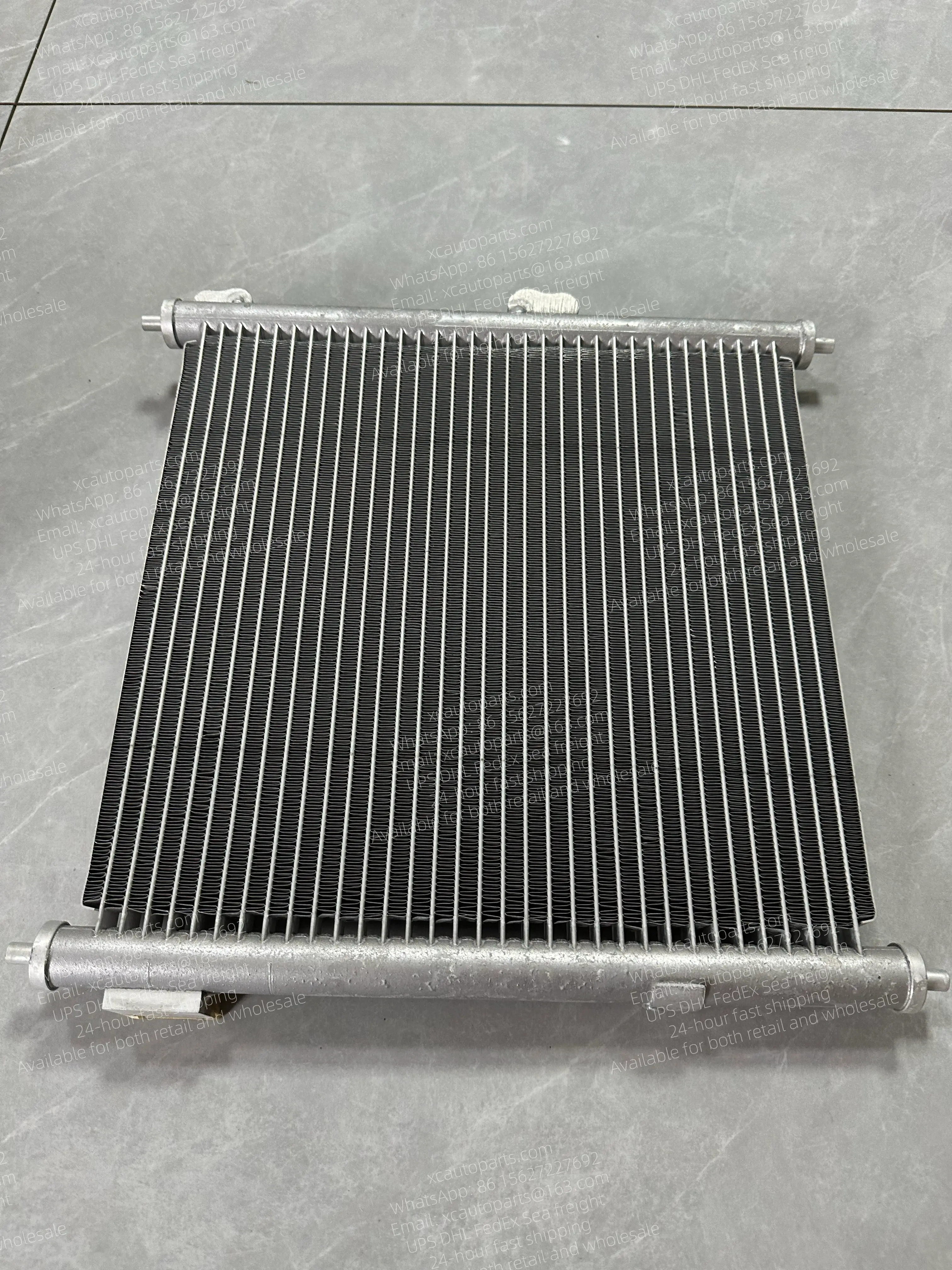 NISSAN UD QUON TRUCK AIR CONDITIONING CONDENSER