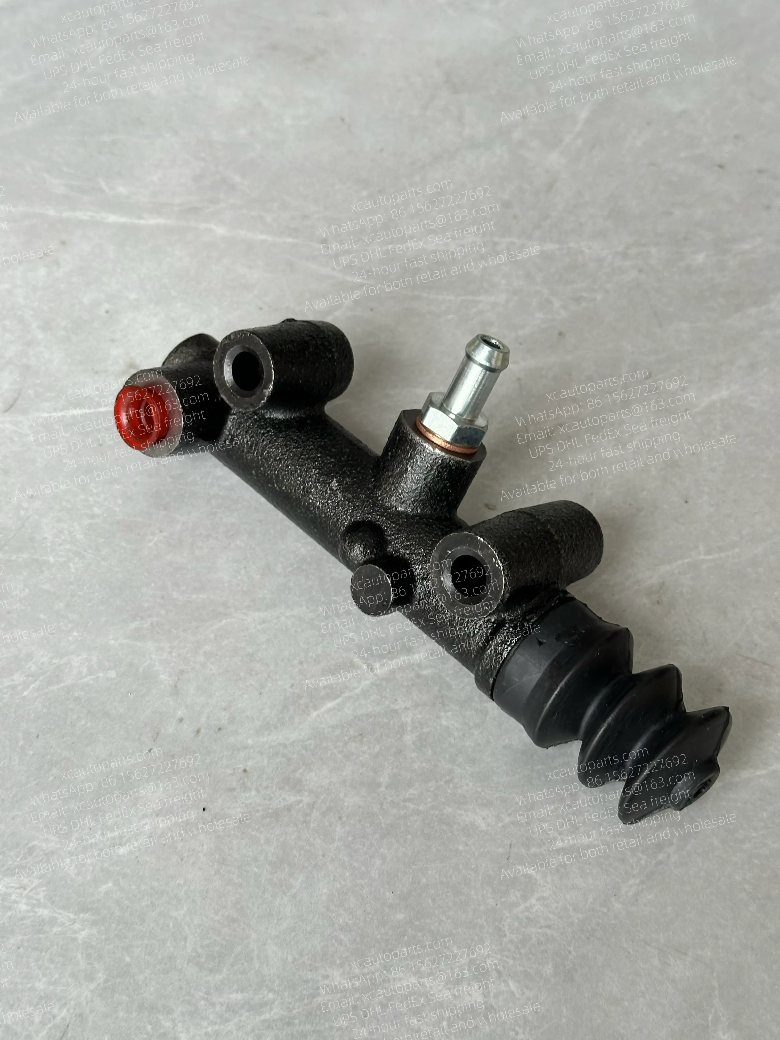 1 PAIR MITSUBISHI FUSO FK617 ME636075 CLUTCH MASTER CYLINDER