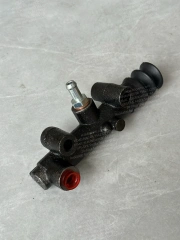 1 PAIR MITSUBISHI FUSO FK617 ME636075 CLUTCH MASTER CYLINDER