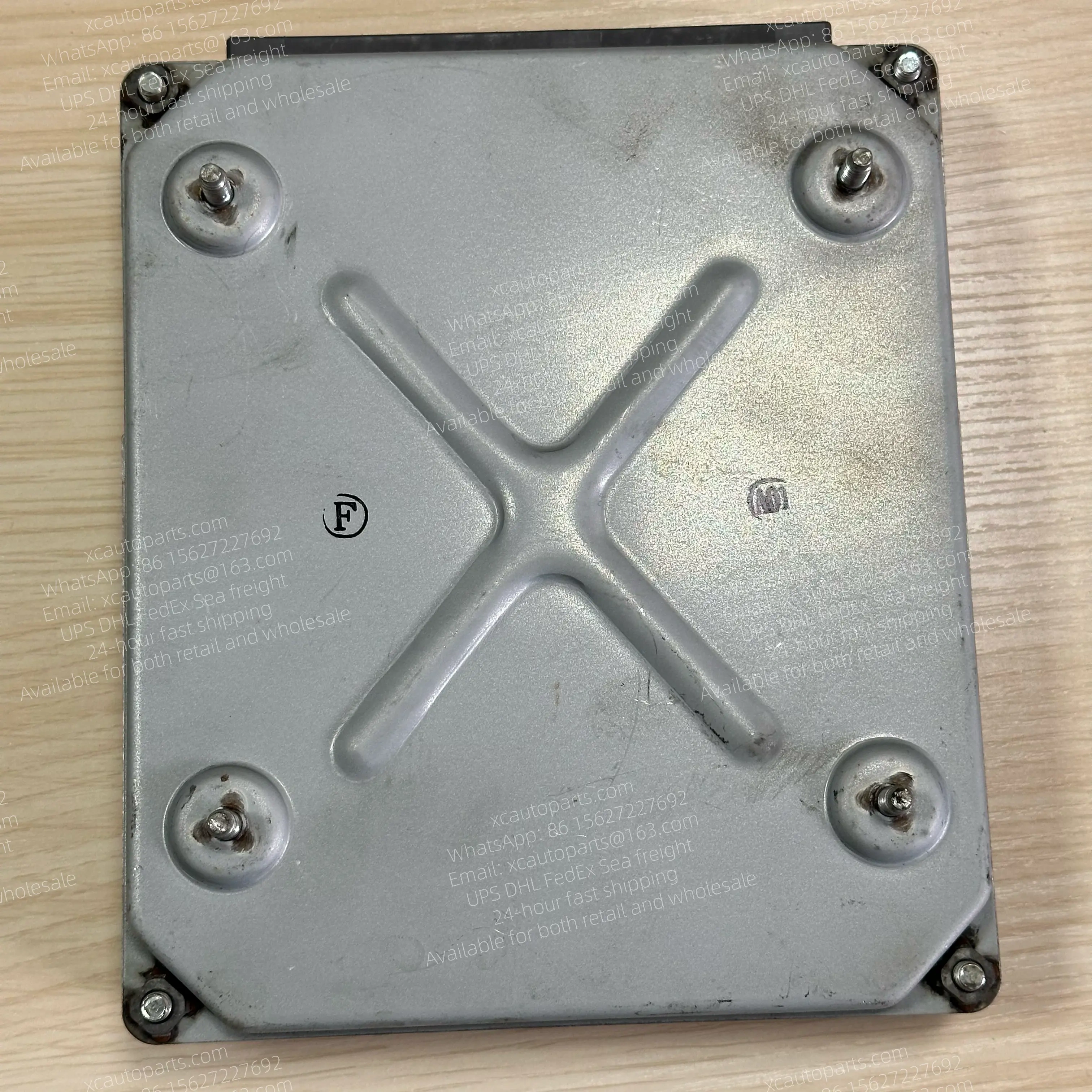 ISUZU TRUCK 6HK1 6HK1-TC ENGINE ECM ECU USED 897601-8811 407915-2801