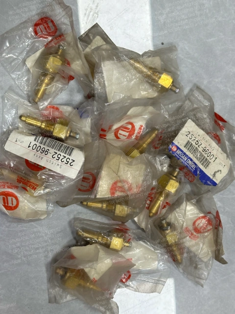 NISSAN UD CW450 CW520 CD48 TRUCK WATER TEMPERATURE SENSOR 25252-96001