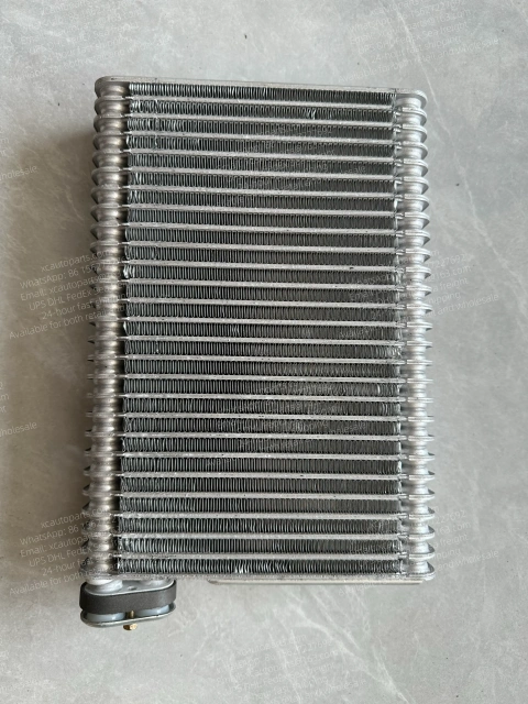 HINO 700 TRUCK AIR CONDITIONER EVAPORATOR CORE