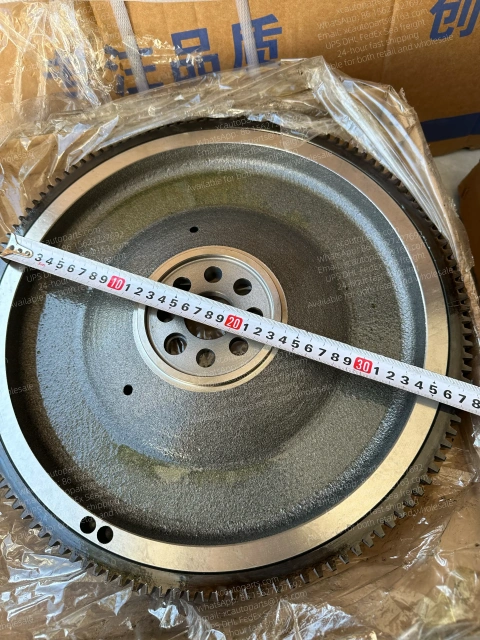 HINO 300 DUTRO TRUCK N04C ENGINE FLYWHEEL 8H