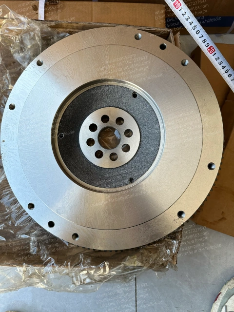 HINO 300 DUTRO TRUCK N04C ENGINE FLYWHEEL 8H