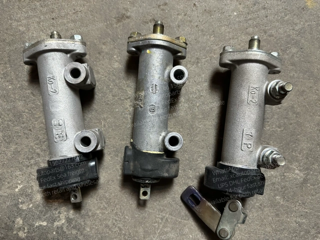 HINO 700 TRUCK EXHAUST BRAKE BOOSTER