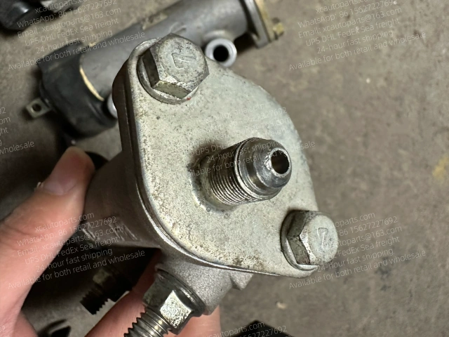 HINO 700 TRUCK EXHAUST BRAKE BOOSTER