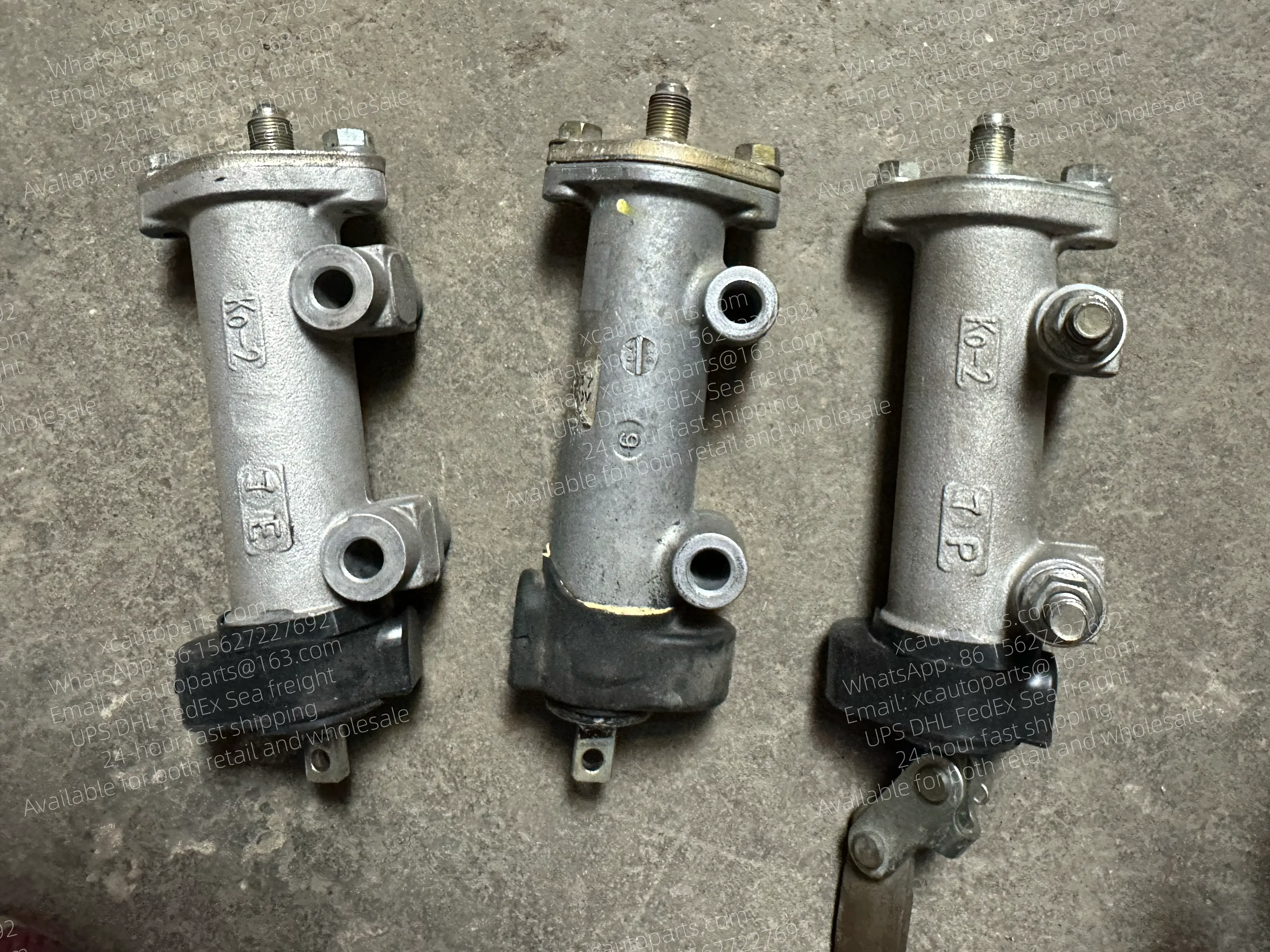HINO 700 TRUCK EXHAUST BRAKE BOOSTER