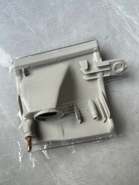 MITSUBISHI FUSO CANTER TURN SIGNAL LAMP