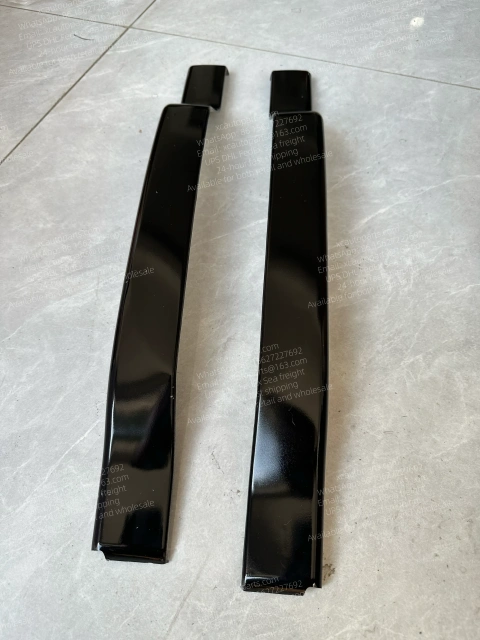 1 PAIR= 2PCS HINO 700 BUMPER SIDE TRIM