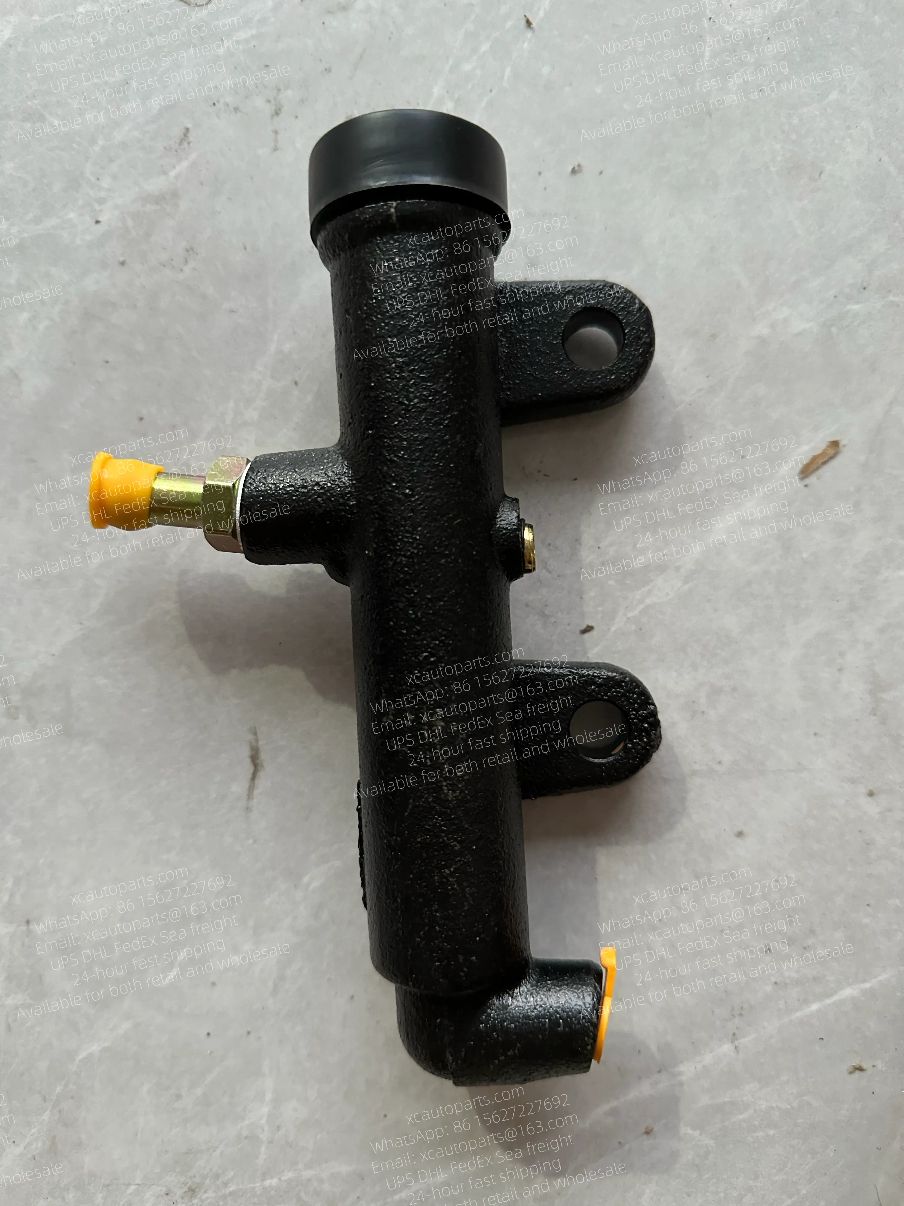 HINO CLUTCH MASTER CYLINDER