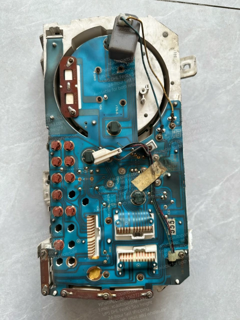 ISUZU ELF 4HF1 TRUCK DASHBOARD 8971036850