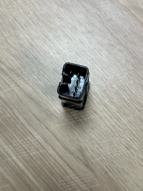 HINO 700 TRUCK A/C SWITCH 157954 24V 158086