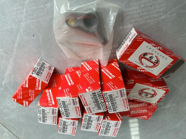 HINO J08E ENGINE VALVE ROCKER GENUINE PARTS 13801-E0070 13802-E0010 1 SET