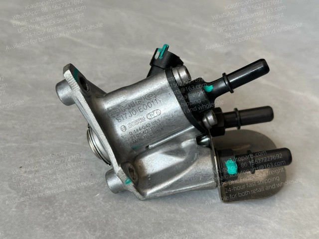 HINO TRUCK UREA NOZZLE S17J0-E0011 0444043063 S17J0E0011