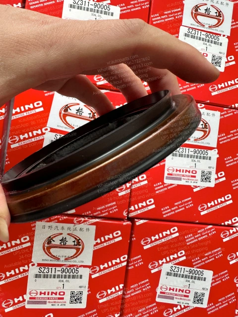 HINO 700 500 TRUCK DIFFERENTIAL REDUCER OIL PUMP SZ311-90005 AH3942F