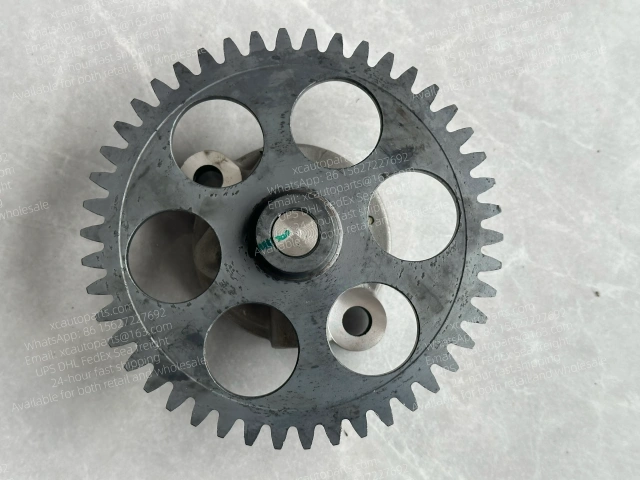 HINO 700 500 TRUCK DIFFERENTIAL OIL PUMP