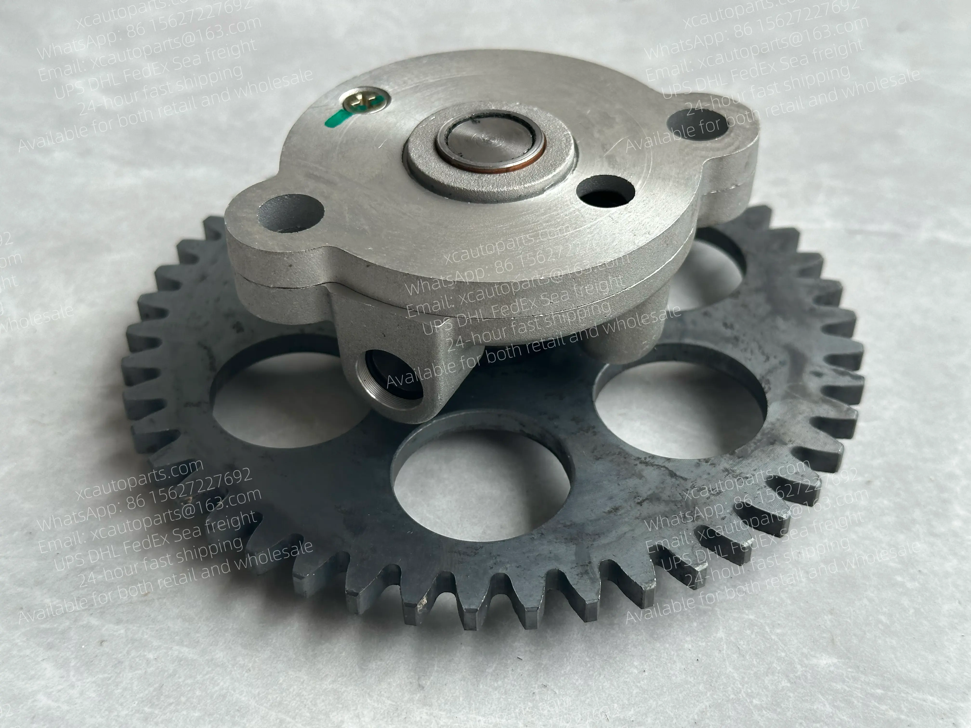 HINO 700 500 TRUCK DIFFERENTIAL OIL PUMP