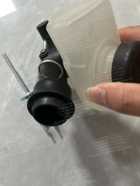 HINO 700 CLUTCH MASTER CYLINDER