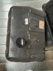 NISSAN UD CW520 RF8 TRUCK FUEL TANK GENUINE PARTS 1720100Z16 17201-00Z16