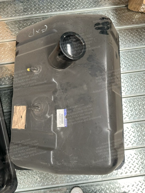 NISSAN UD CW520 RF8 TRUCK FUEL TANK GENUINE PARTS 1720100Z16 17201-00Z16