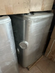 NISSAN UD QUON TRUCK FUEL TANK GENUINE PARTS 1720101Z2B 17201-01Z2B