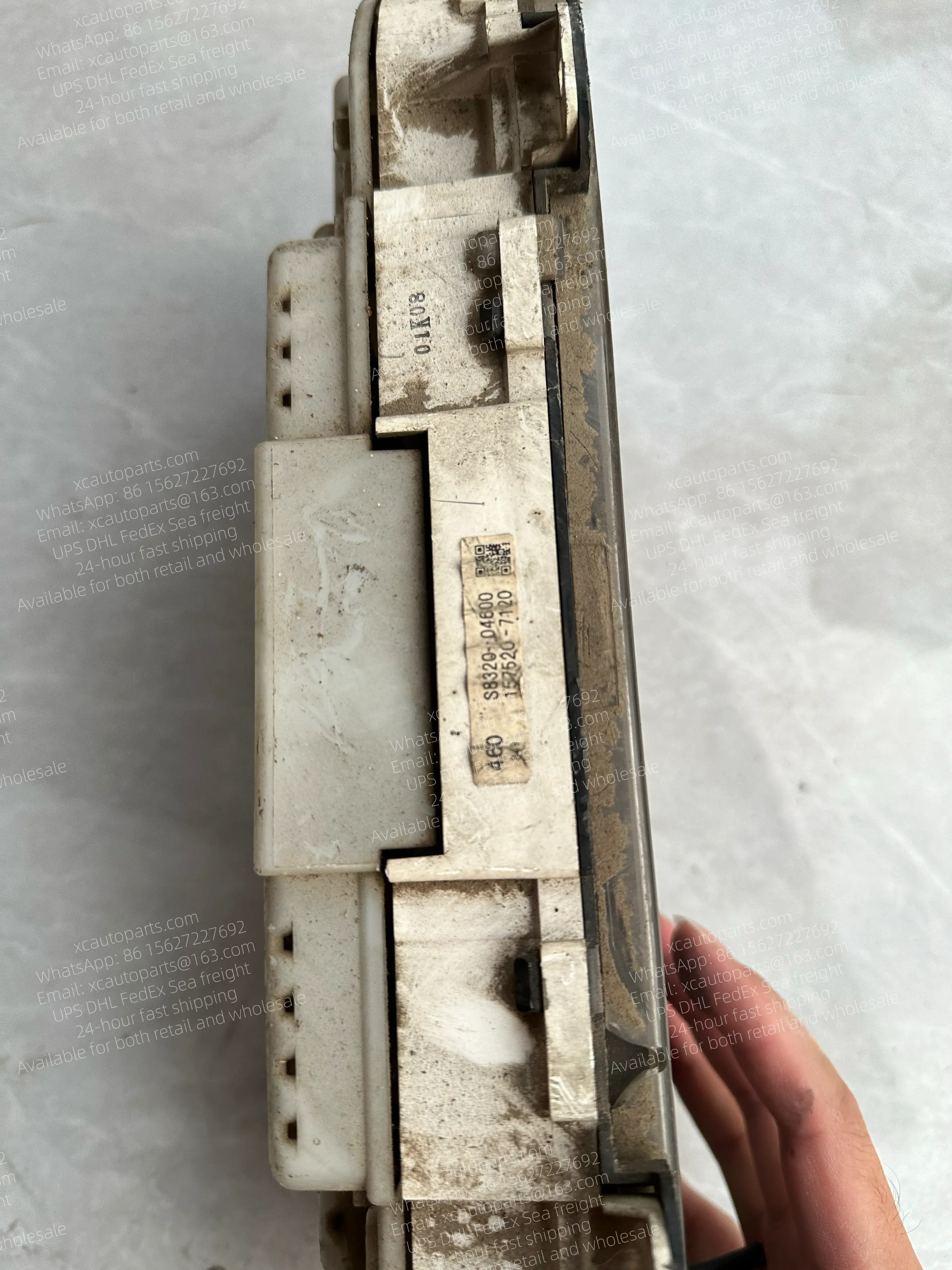 HINO 700 E13C TRUCK DASHBOARD S8320-04600 15720-7120