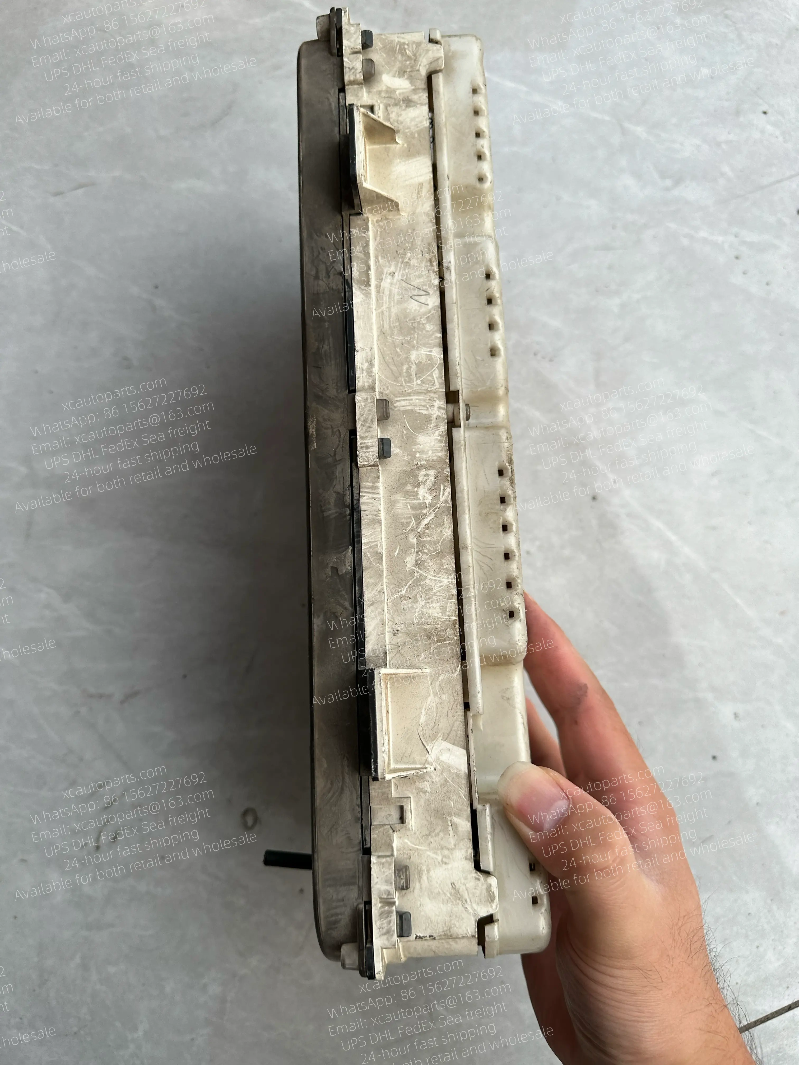 HINO 700 E13C TRUCK DASHBOARD S8320-04600 15720-7120