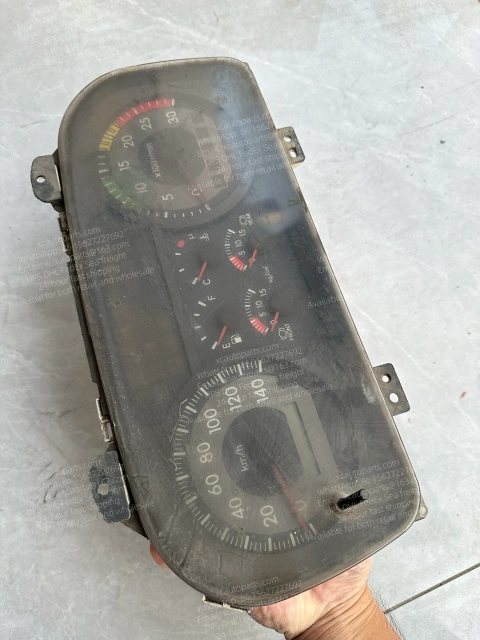 HINO 700 E13C TRUCK DASHBOARD S8320-04600 15720-7120