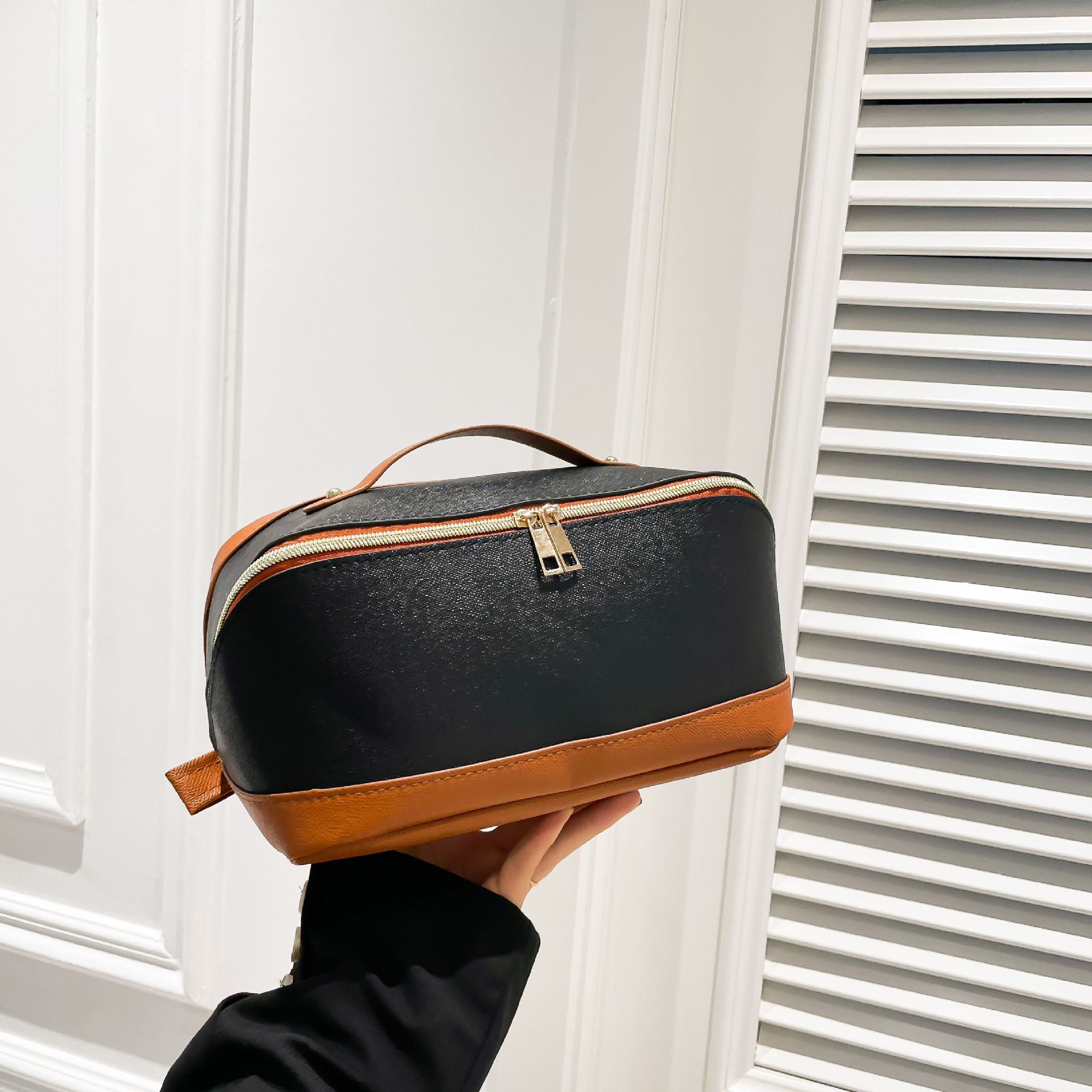 Premium Travel Cosmetic Organizer Bag With Leather Handle