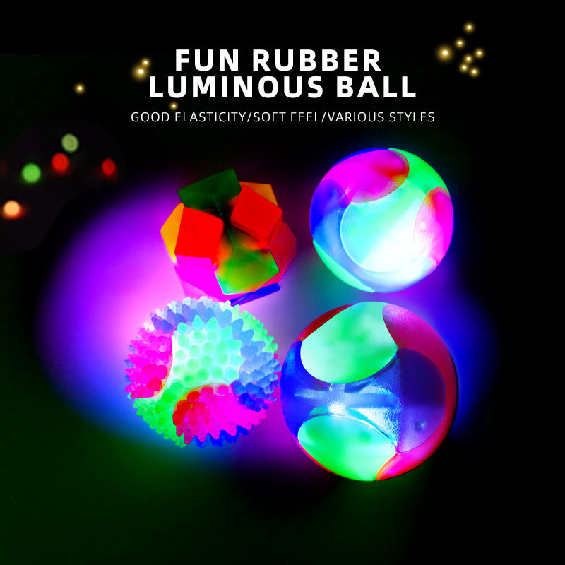 LED Flashing Spike Pet Balls
