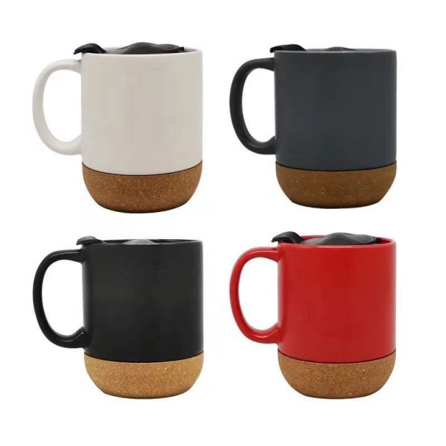 Coffee Mug with Lid and Cork Bottom