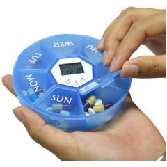 7 Day Pill Box With Alarm
