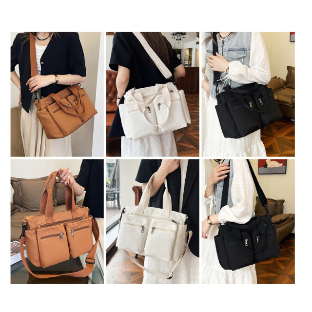 Shoulder Bag with Multi Pocket
