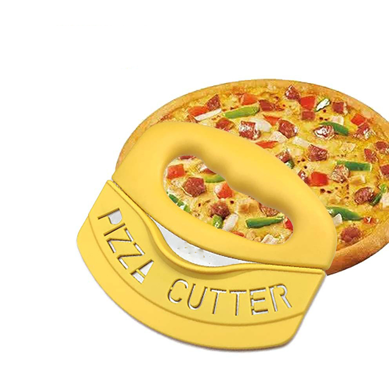 Pizza cutter with protective sleeve