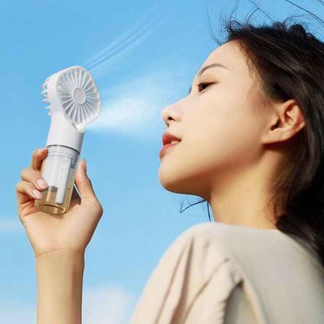 Portable Fan With Mist