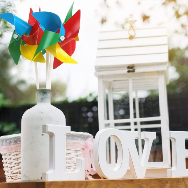 Four-Leaf Color Pinwheel