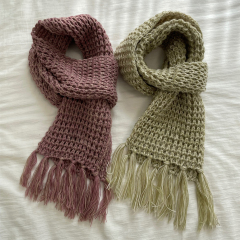 Knit Scarf With Tassels