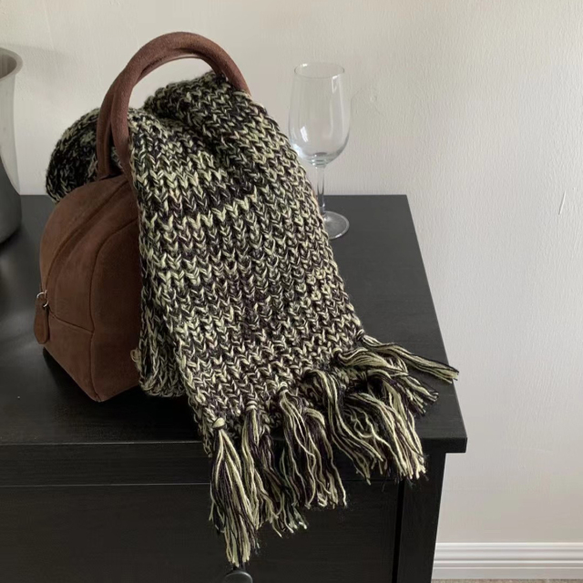 Knit Scarf With Tassels