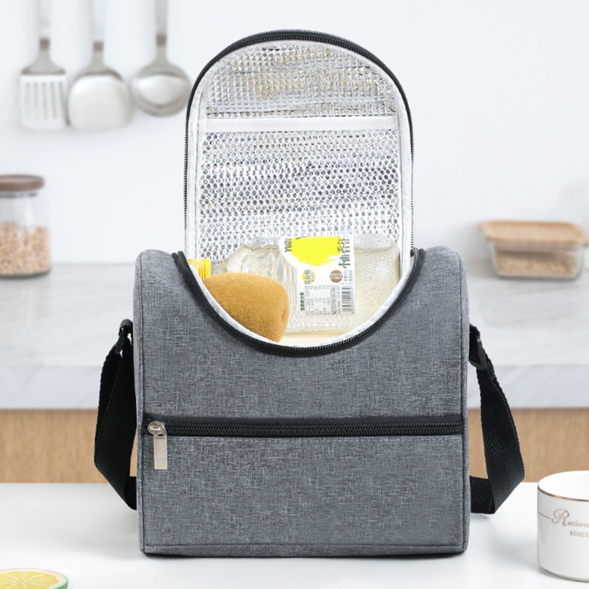 Insulated Lunch Tote Bag With Adjustable Shoulder Strap